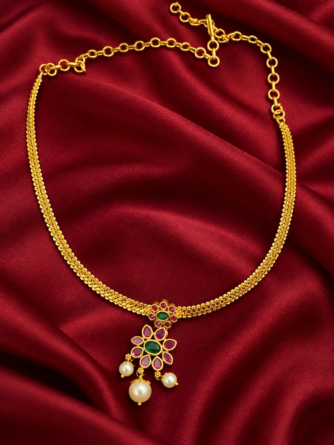 Flower pendent Necklace